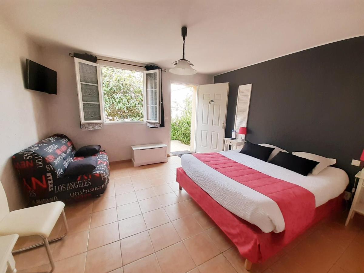 Le Clos Des Capitelles Hotel 3*