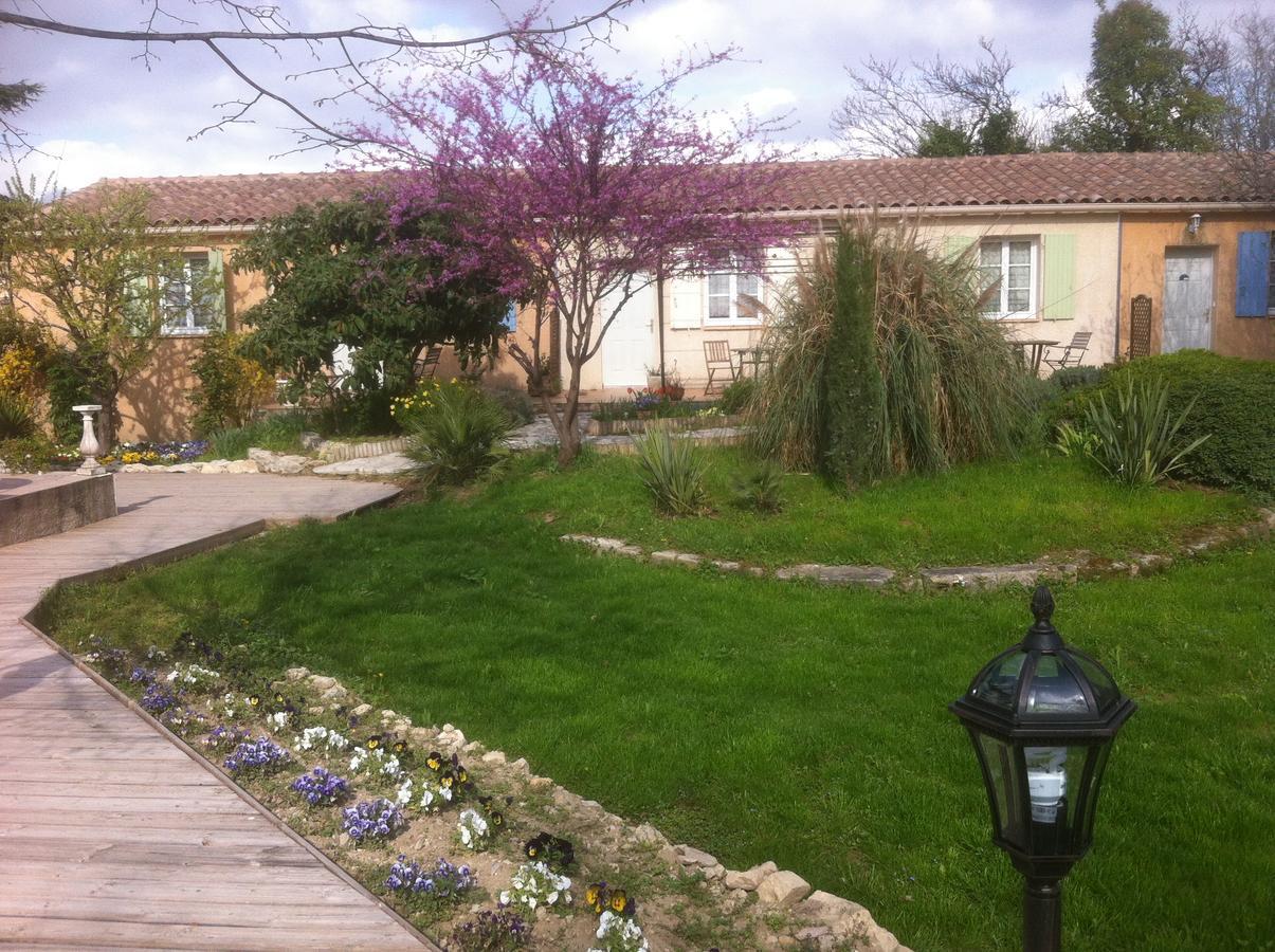 Le Clos Des Capitelles Hotel Uchaud
